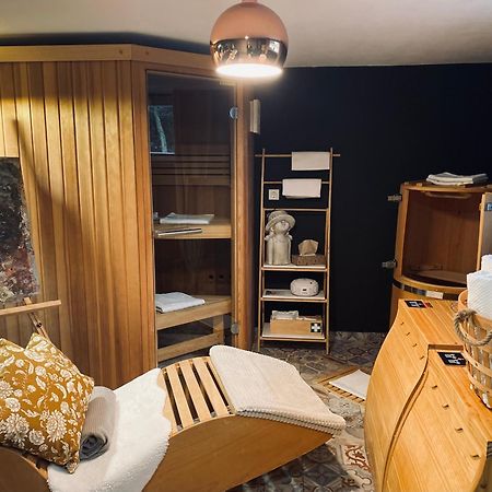 Rooms & Apartment Zala Airport Shuttle Option ツェルクニェ・ナ・ゴレニスケム エクステリア 写真