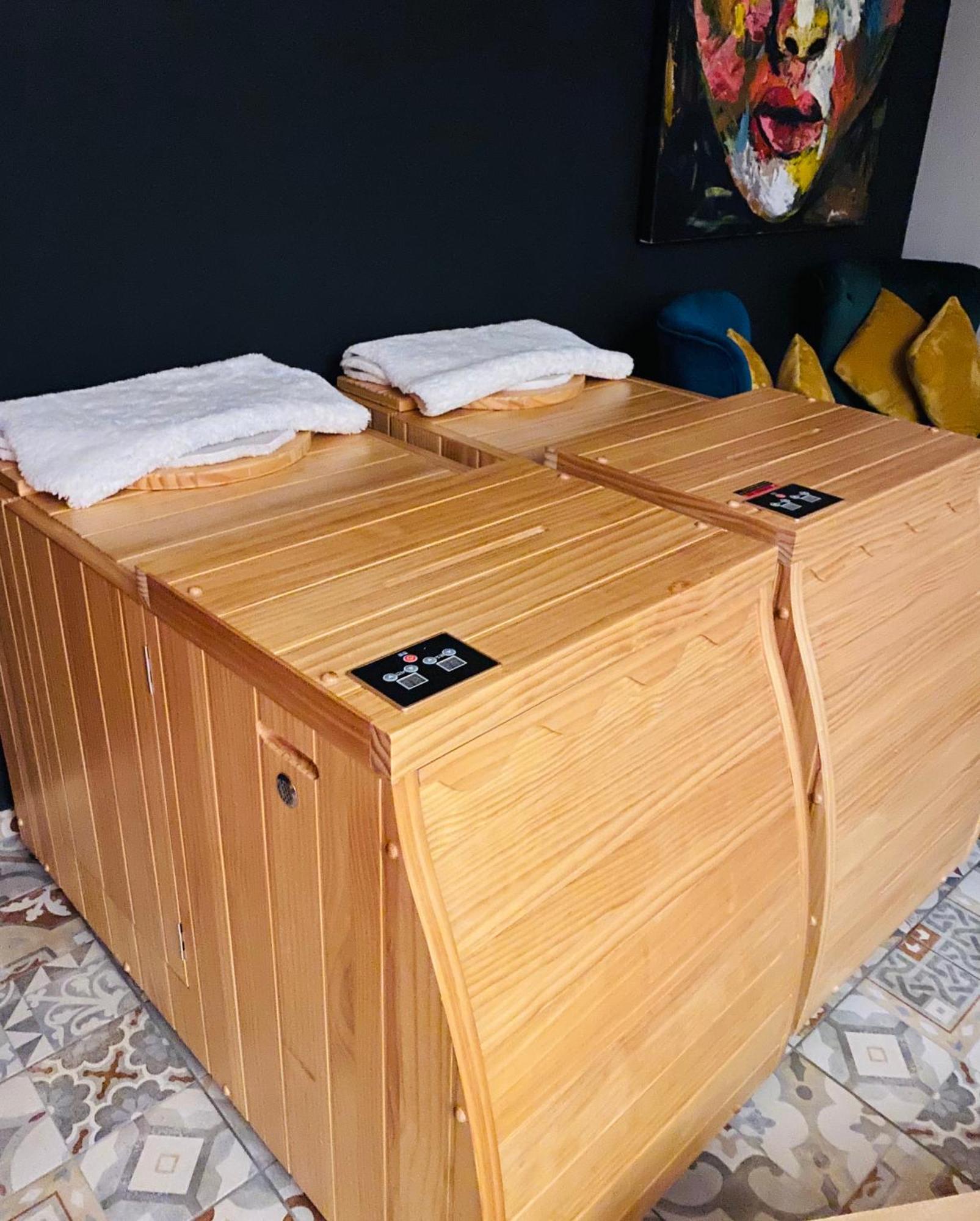 Rooms & Apartment Zala Airport Shuttle Option ツェルクニェ・ナ・ゴレニスケム エクステリア 写真